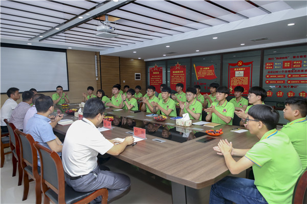 最美不过初相见！——南京新华2019年秋季新生见面会