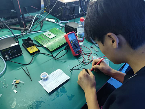 男生学什么技术好赚钱