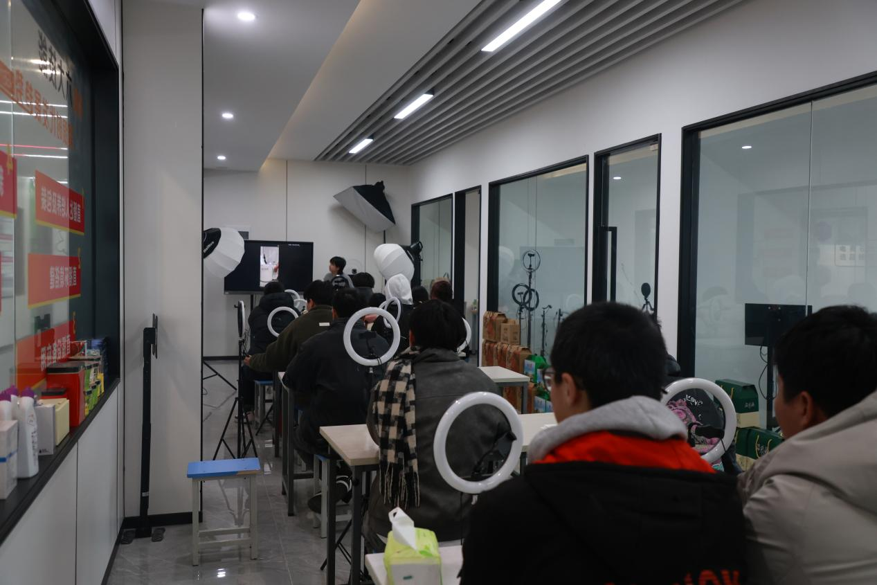 1776224509637601.png 图片8.png